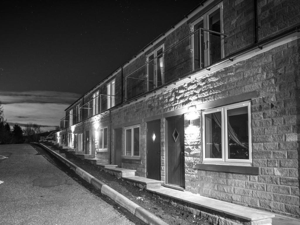 The New Hobbit Hotel Rooms Halifax Exterior foto