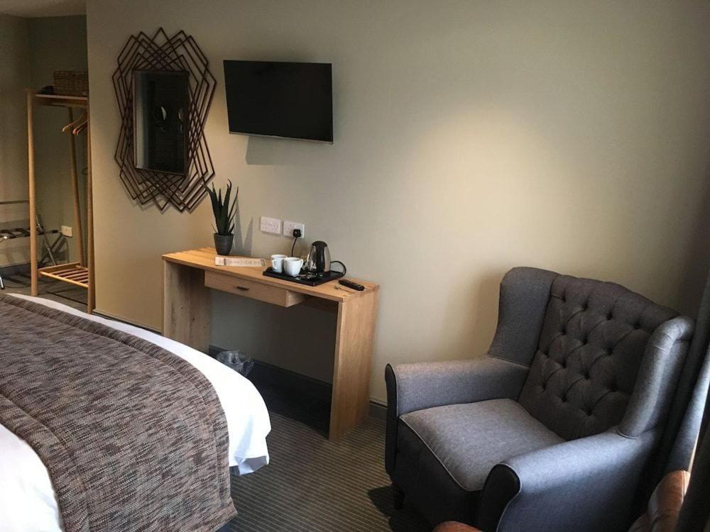 The New Hobbit Hotel Rooms Halifax Exterior foto